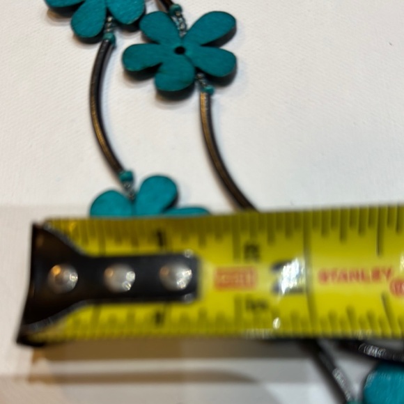 NWT Decouture Double Layer Teal Floral Statement Necklace - Picture 3 of 6